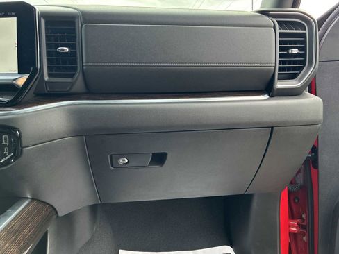 Certified 2022 GMC Sierra 1500 Elevation w/ LPO, Elevation Black Package image 29