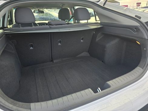 Used 2018 Hyundai Ioniq Blue image 36