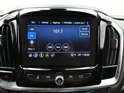 Used 2023 Chevrolet Traverse RS w/ LPO, Floor Liner Package AWD/4WD image 38