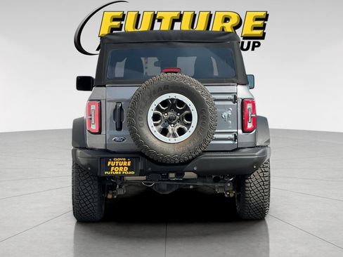 Certified 2023 Ford Bronco Badlands image 4