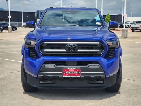 Certified 2025 Toyota Tacoma SR5 image 2