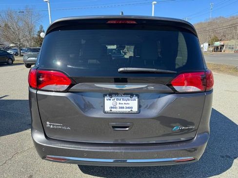 Used 2018 Chrysler Pacifica Limited w/ Advanced Safetytec Group image 6