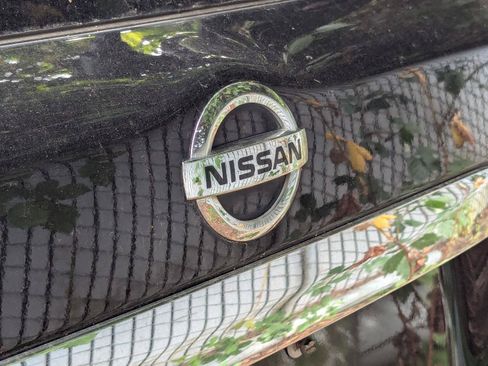 Used 2015 Nissan Pathfinder SL w/ SL Premium Package AWD/4WD image 6