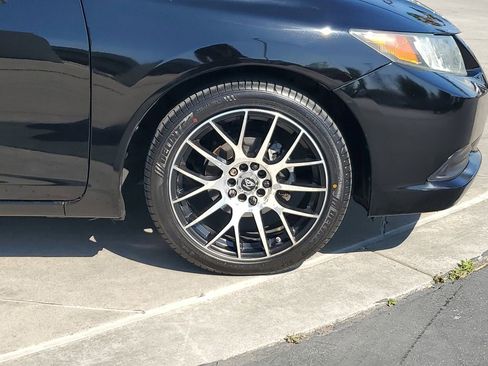 Used 2012 Honda Civic LX image 6