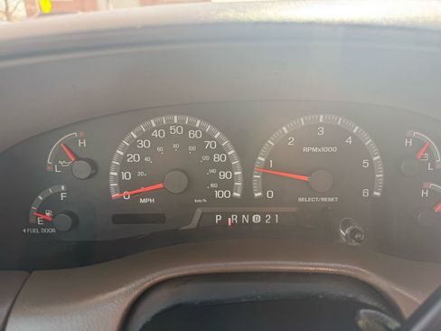 Used 1999 Ford F150 XLT image 17