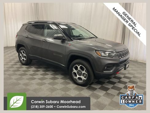 Used 2022 Jeep Compass Trailhawk w/ Trailhawk Convenience Group AWD/4WD image 1