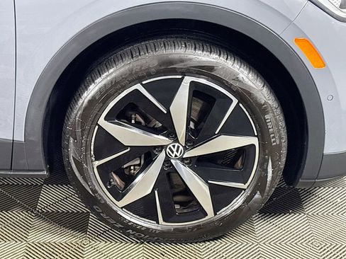 Certified 2023 Volkswagen ID.4 Pro S AWD/4WD image 24