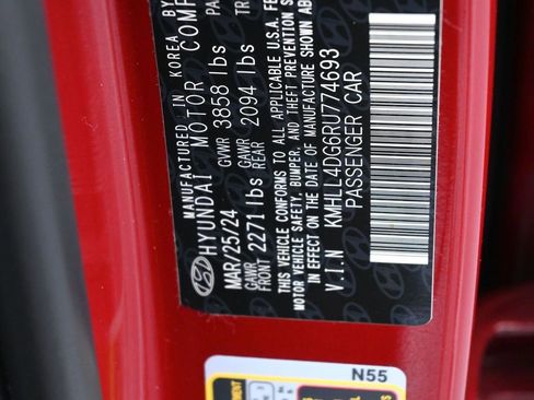 Used 2024 Hyundai Elantra SE image 25