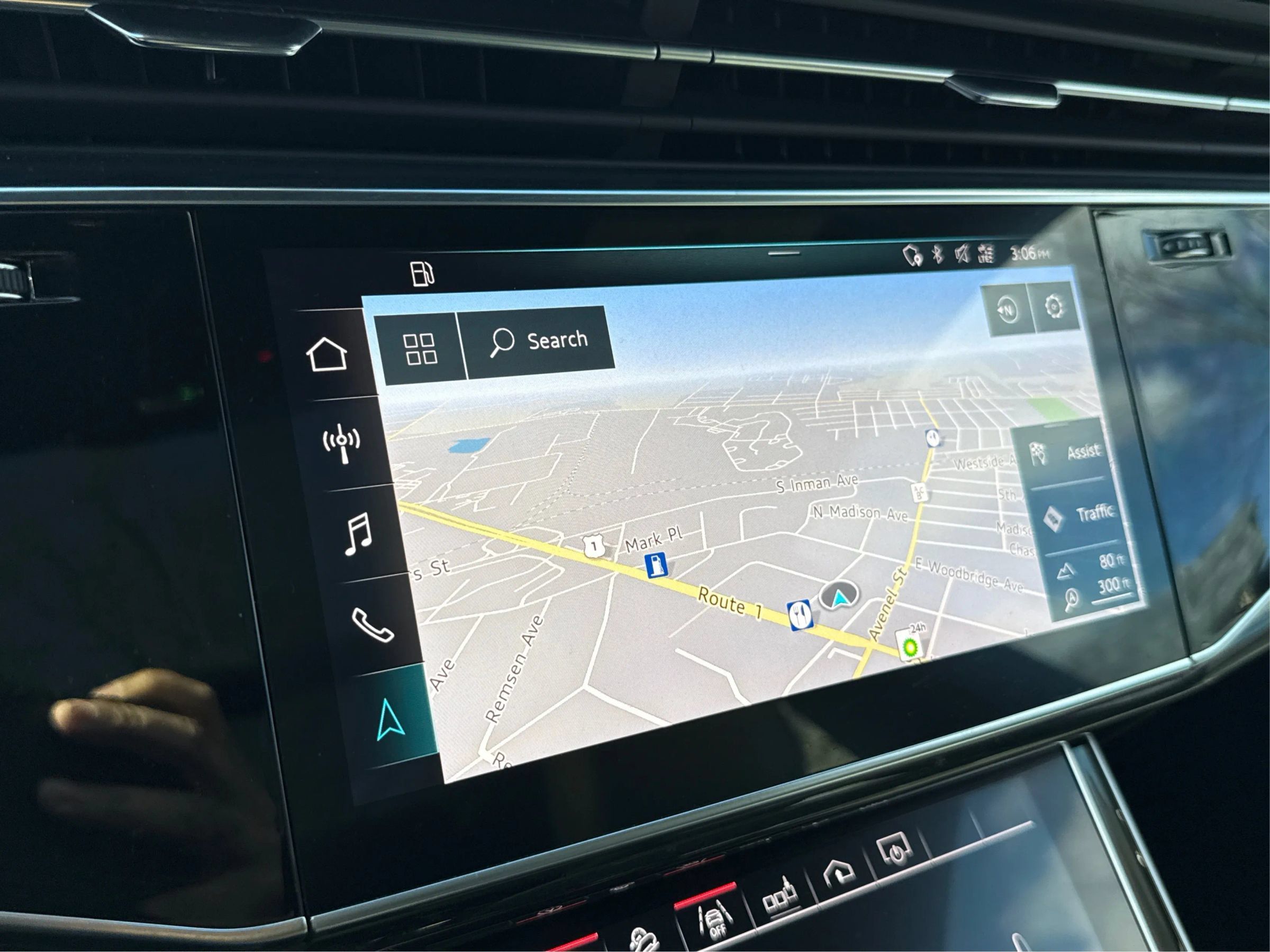 Used 2019 Audi Q8 Premium Plus AWD/4WD image 31