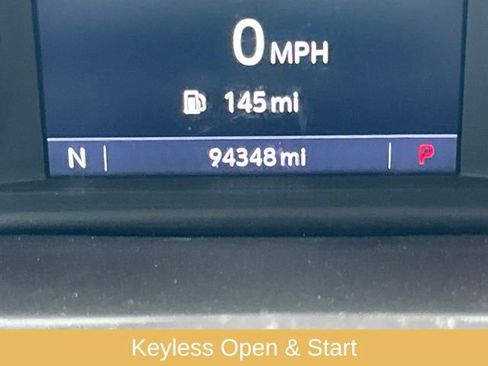 Used 2022 Chevrolet Silverado 1500 LT image 31