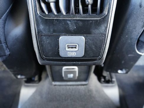 Used 2022 Jeep Compass Limited image 17