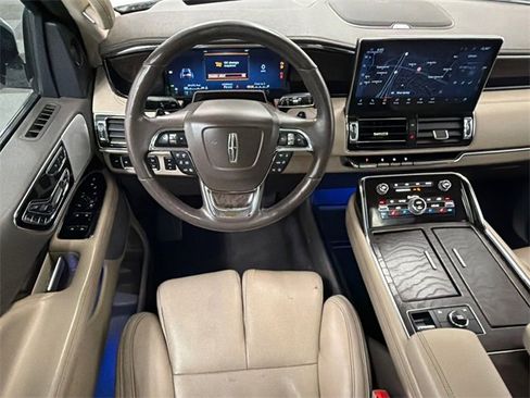 Used 2022 Lincoln Navigator L Reserve image 25