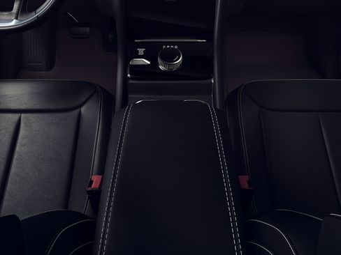 New 2026 Jeep Grand Cherokee Limited AWD/4WD image 4