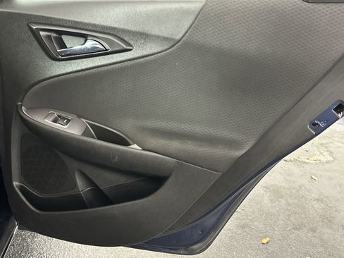 Used 2022 Chevrolet Malibu LT image 35