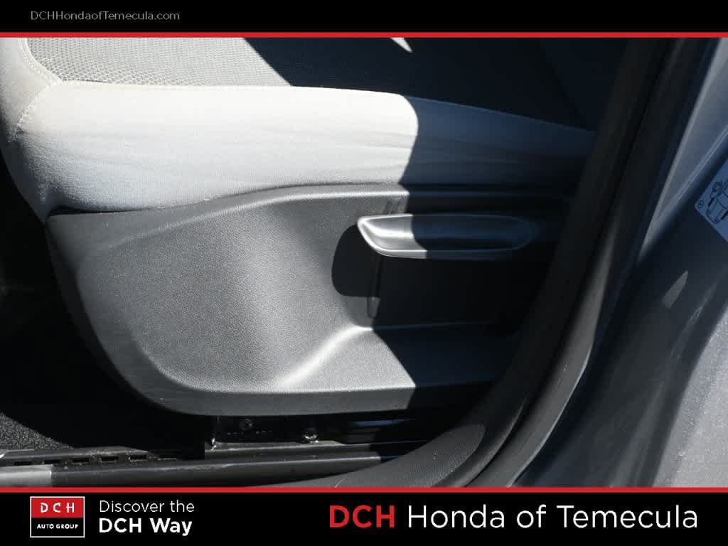 Used 2022 Volkswagen Taos S FWD image 17
