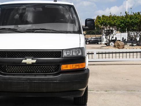 Used 2023 Chevrolet Express 2500 Extended w/ Driver Convenience Package RWD image 41