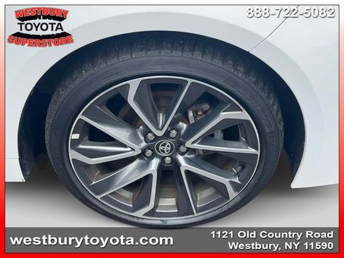 Used 2021 Toyota Corolla SE FWD image 11