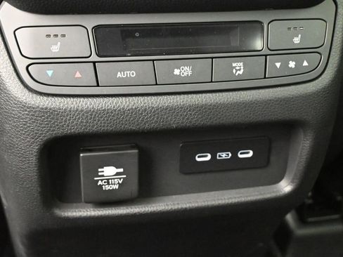 Used 2024 Honda Pilot Elite image 20