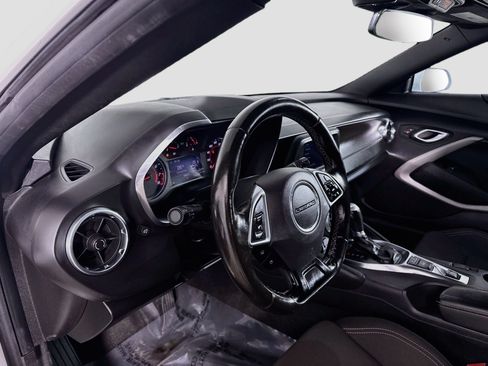 Used 2019 Chevrolet Camaro LT RWD image 23