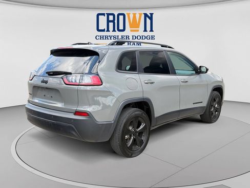 Used 2023 Jeep Cherokee Altitude Lux w/ Lux Elite Package AWD/4WD image 3