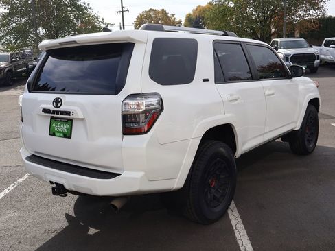 Used 2022 Toyota 4Runner SR5 Premium w/ TRD Black Wheel Package (TMS) image 7