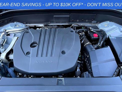 Used 2025 Volvo XC90 B5 Ultra w/ Protection Package Premier image 38