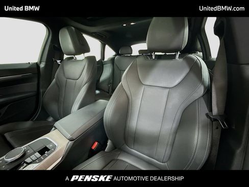 Used 2025 BMW 430i w/ Premium Package RWD image 5