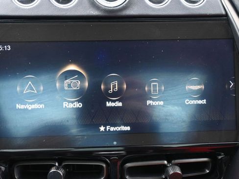 Used 2022 Aston Martin DBX image 16