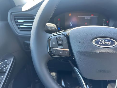 Used 2024 Ford Escape Active image 14