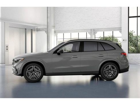 New 2026 Mercedes-Benz GLC 300 4MATIC image 35