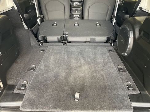 Used 2021 Jeep Wrangler Unlimited Willys image 40
