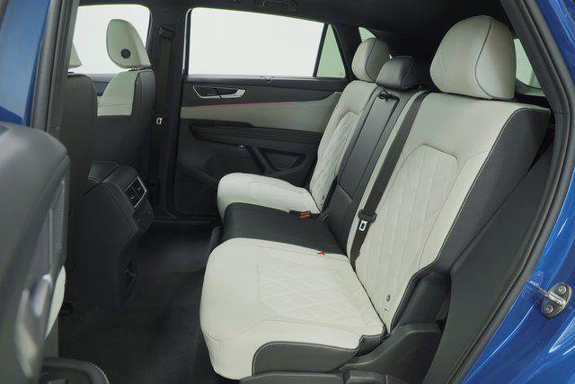New 2025 Volkswagen Atlas Cross Sport SEL Premium R-Line AWD/4WD image 39