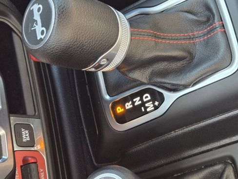 Used 2020 Jeep Wrangler Rubicon AWD/4WD image 25