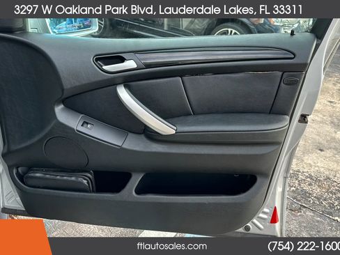 Used 2001 BMW X5 3.0i image 40