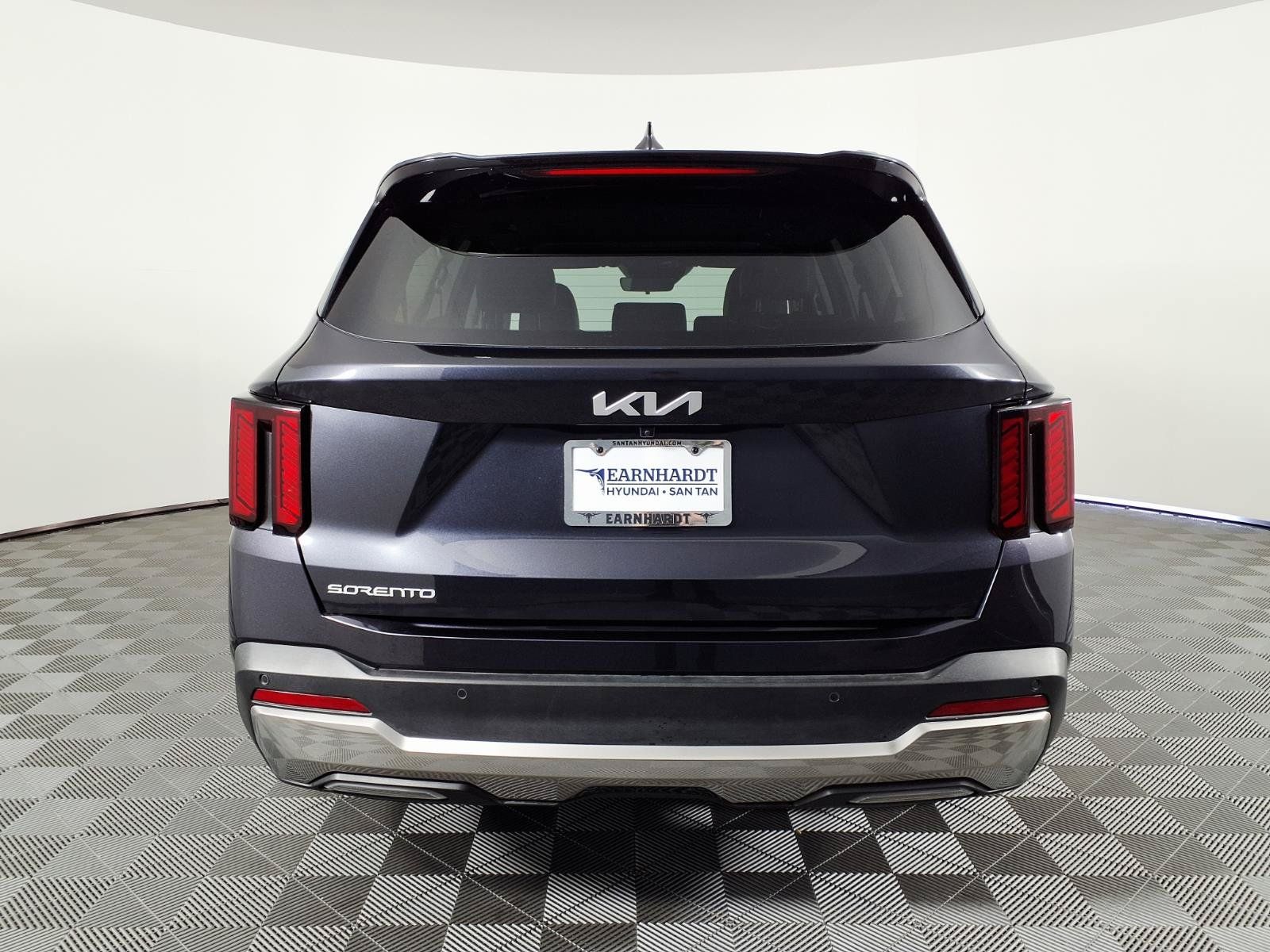 Used 2025 Kia Sorento S w/ Panoramic Sunroof Package FWD image 5