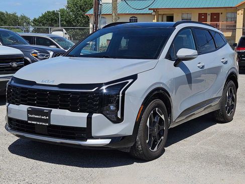 Certified 2026 Kia Sportage SX FWD image 11