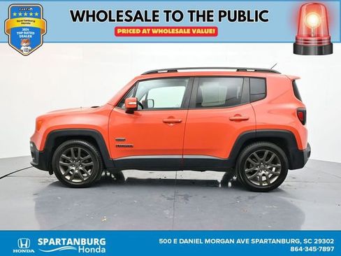Used 2016 Jeep Renegade 75th Anniversary image 9