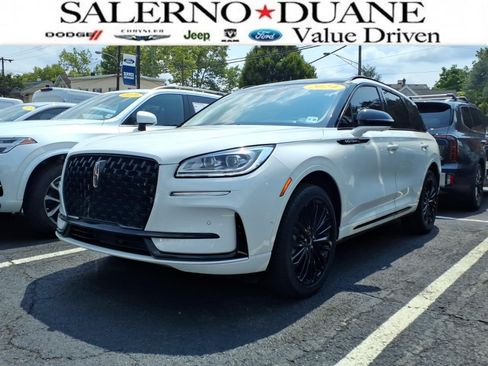 Used 2024 Lincoln Corsair Reserve w/ Equipment Group 202A AWD/4WD image 1