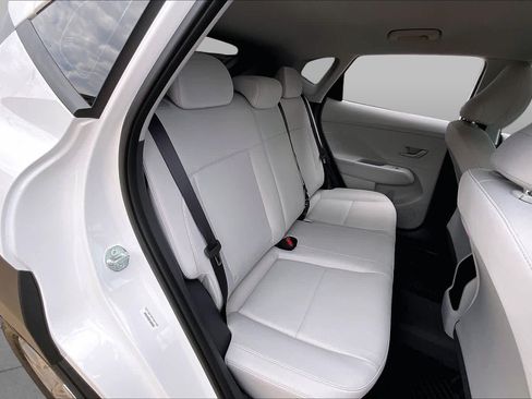 Used 2026 Hyundai Kona SE FWD image 19