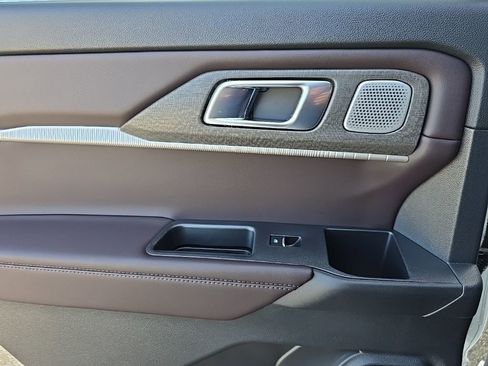 New 2026 Ford Explorer Platinum RWD image 22