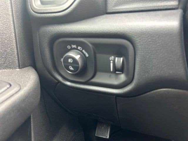 New 2027 RAM 3500 Tradesman AWD/4WD image 17