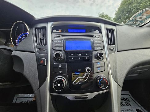 Used 2012 Hyundai Sonata GLS image 18