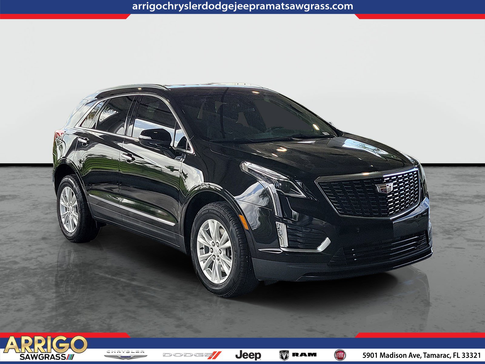 Used 2023 Cadillac XT5 Luxury FWD image 1