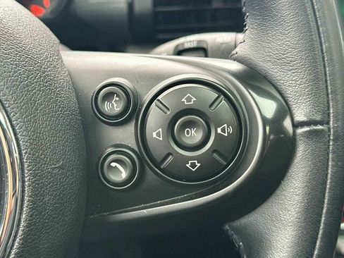 Used 2019 MINI Cooper 4-Door Hardtop w/ Premium Package image 27