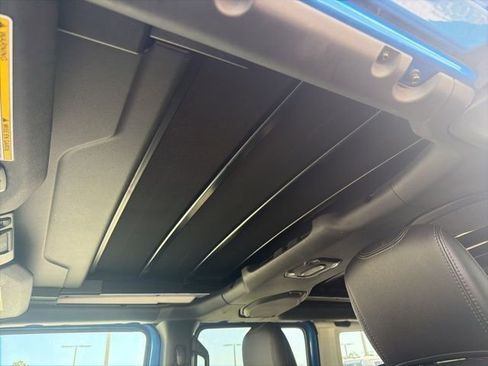 Used 2021 Jeep Wrangler Unlimited Sahara w/ Cold Weather Group image 7