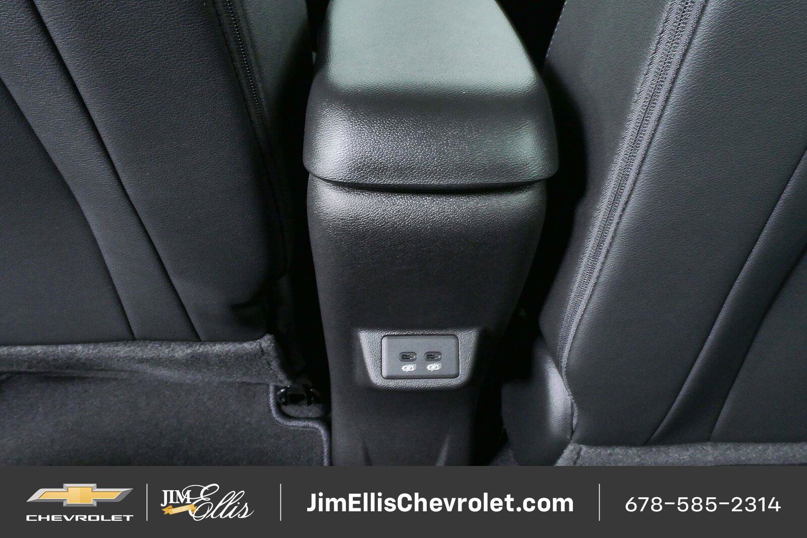 New 2027 Chevrolet Bolt LT w/ Dual Panel Sunroof Package FWD image 17