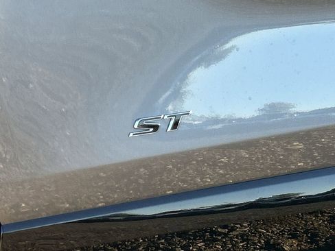 New 2026 Buick Encore GX Sport Touring image 32