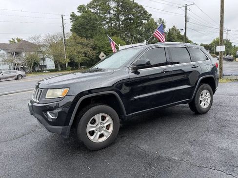 Used 2014 Jeep Grand Cherokee Laredo w/ Quick Order Package 23E AWD/4WD image 6