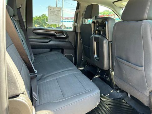 Used 2024 Chevrolet Silverado 2500 LT image 21
