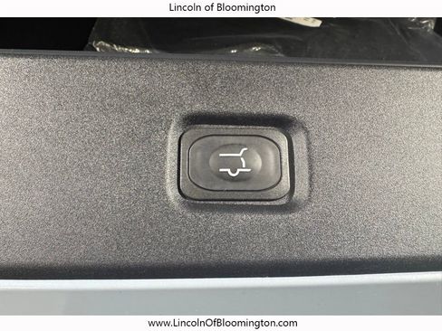 New 2026 Lincoln Navigator L Reserve AWD/4WD image 31